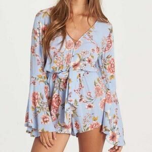 Billabong Sittin Pretty Romper Floral Bell Sleeve Blue Size Medium